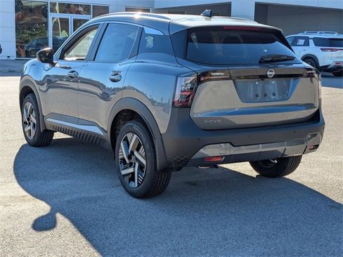 New 2026 Nissan Kicks SV image 5
