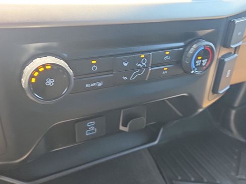 Used 2022 Ford F150 XLT AWD/4WD image 33