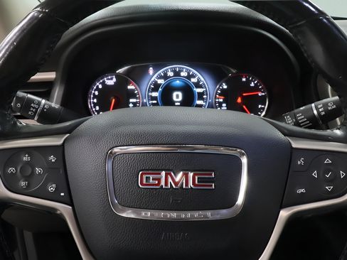 Used 2019 GMC Acadia Denali w/ Technology Package AWD/4WD image 15