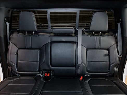 Used 2023 Chevrolet Silverado 3500 High Country w/ Z71 Off-Road Package image 23