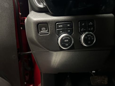 Certified 2023 GMC Sierra 1500 SLT w/ SLT Premium Package image 19