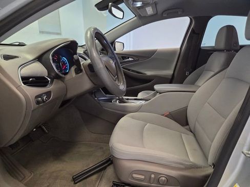 Used 2016 Chevrolet Malibu LT FWD image 11