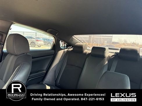 Used 2019 Honda Civic Sport image 9