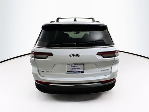 Used 2023 Jeep Grand Cherokee L Laredo w/ Luxury Tech Group I AWD/4WD image 6