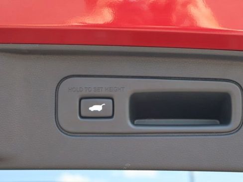 Used 2024 Honda Pilot TrailSport image 49