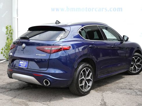 Used 2021 Alfa Romeo Stelvio Ti AWD/4WD image 3