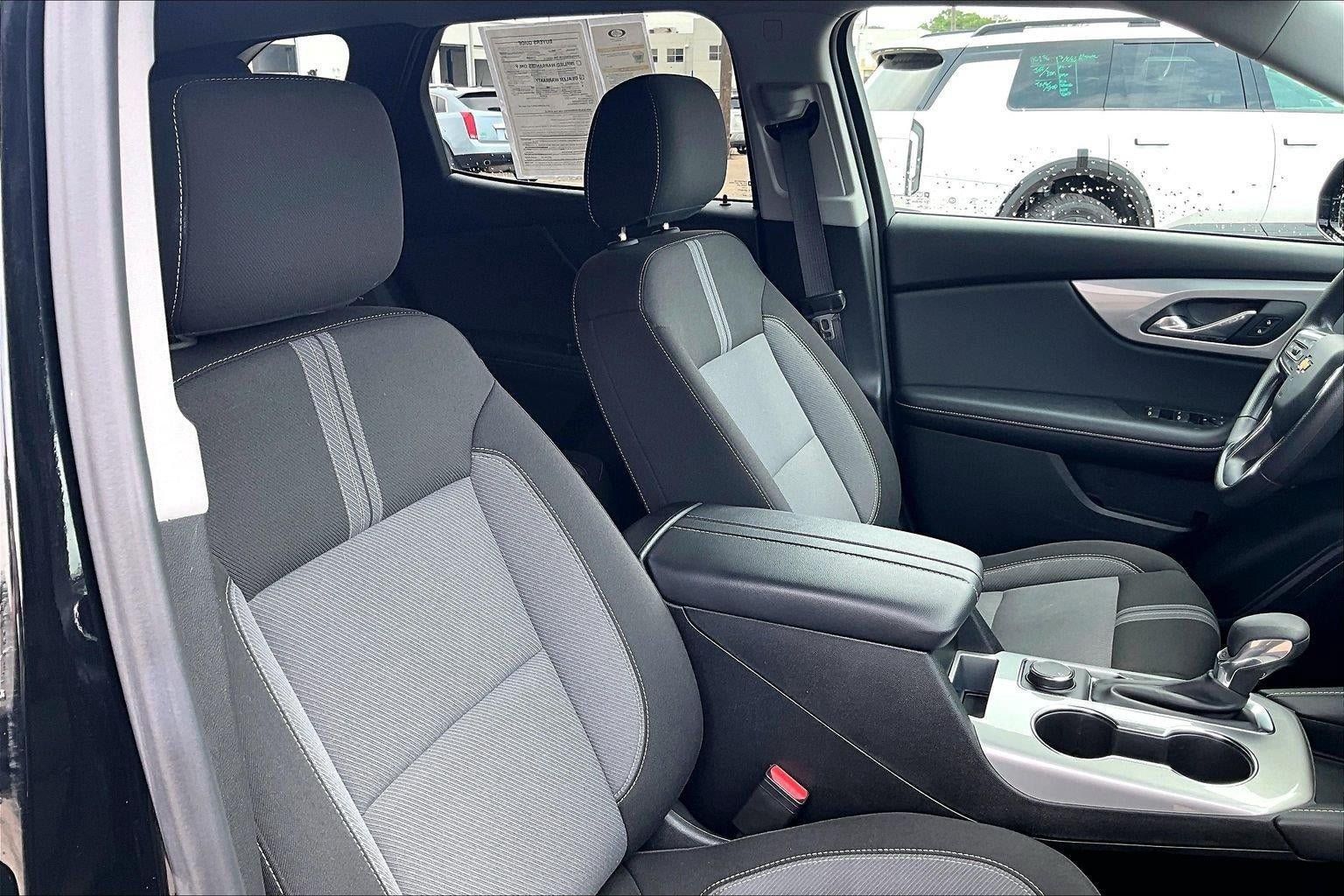 Used 2025 Chevrolet Blazer LT AWD/4WD image 7