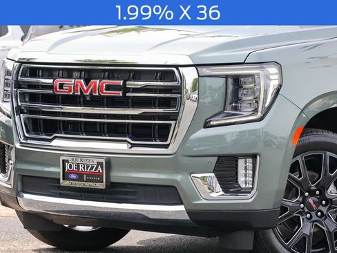 Used 2024 GMC Yukon SLT w/ SLT Luxury Package AWD/4WD image 18
