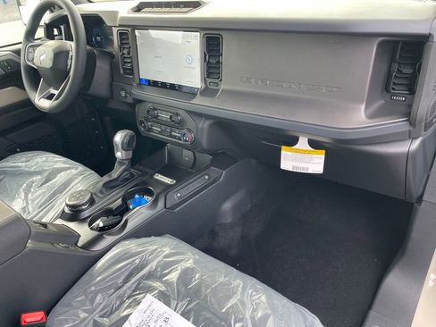 New 2025 Ford Bronco 2-Door w/ Sasquatch Package image 15