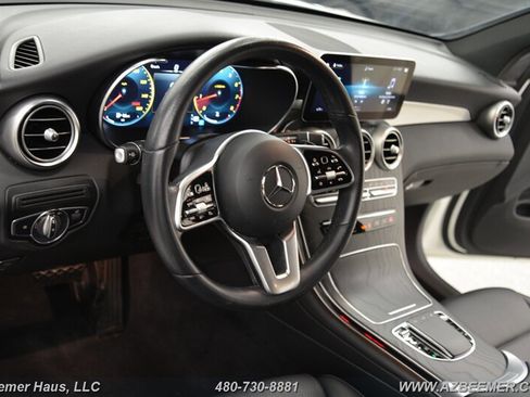 Used 2022 Mercedes-Benz GLC 300 4MATIC image 13