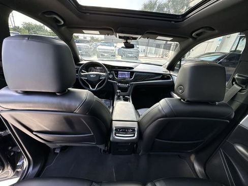 Certified 2023 Cadillac XT6 Premium Luxury FWD image 32