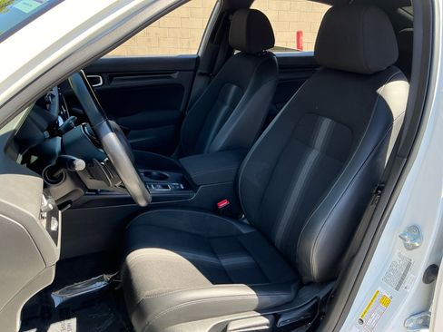 Used 2023 Honda Civic Sport image 18