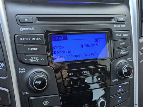 Used 2012 Hyundai Sonata GLS image 18