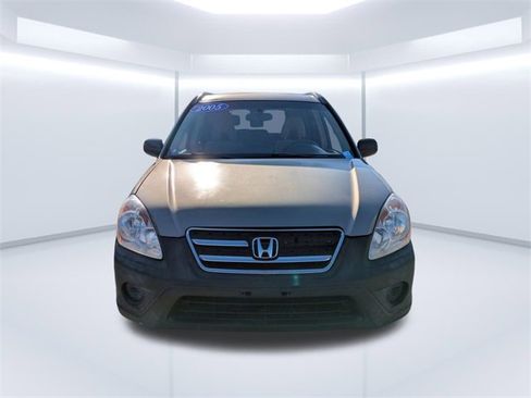 Used 2005 Honda CR-V LX image 9