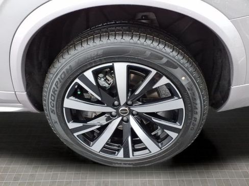 New 2026 Volvo XC90 B6 Core w/ Protection Package Premier AWD/4WD image 10