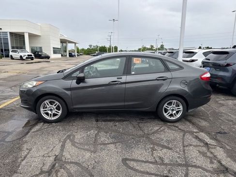 Used 2019 Ford Fiesta SE FWD image 8