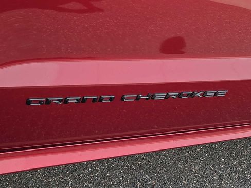 Used 2015 Jeep Grand Cherokee High Altitude image 31