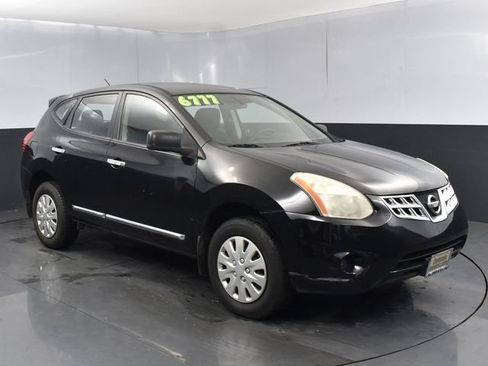 Used 2013 Nissan Rogue S FWD image 2