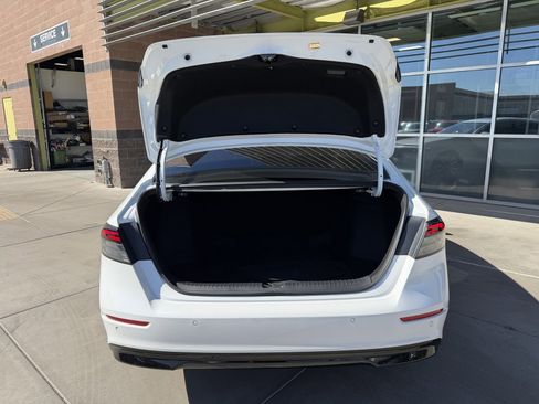 Used 2024 Honda Accord Touring image 35