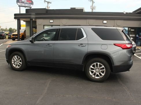 Used 2021 Chevrolet Traverse LT FWD image 5
