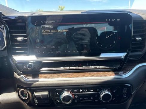 Used 2024 GMC Sierra 2500 SLE w/ SLE Convenience Package AWD/4WD image 9