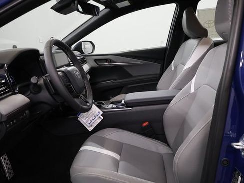 New 2026 Toyota Camry SE AWD/4WD image 12