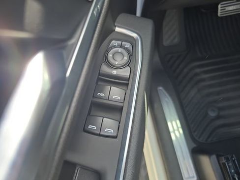 New 2025 GMC Sierra 1500 Elevation AWD/4WD image 16