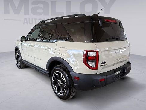 Certified 2025 Ford Bronco Sport Outer Banks w/ Outer Banks Tech Package+ image 3