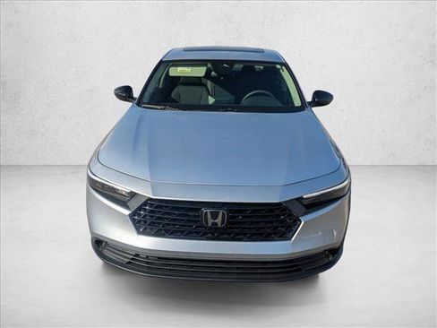 Used 2025 Honda Accord SE image 2