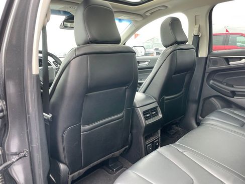 Used 2020 Ford Edge Titanium AWD/4WD image 56