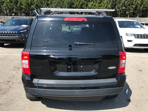 Used 2015 Jeep Patriot Sport AWD/4WD image 12