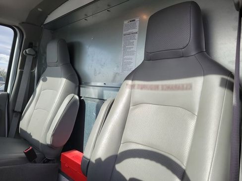Certified 2024 Ford E-350 and Econoline 350 Super Duty w/ Driver's Safety Package image 8