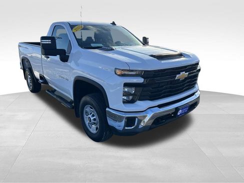 Used 2025 Chevrolet Silverado 2500 W/T w/ WT Convenience Package image 9