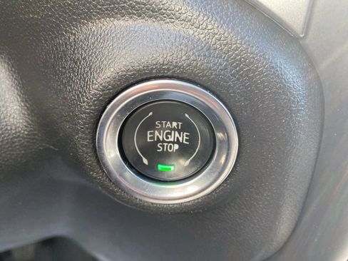 Certified 2021 Chevrolet Silverado 1500 LT Trail Boss w/ Convenience Package II image 33