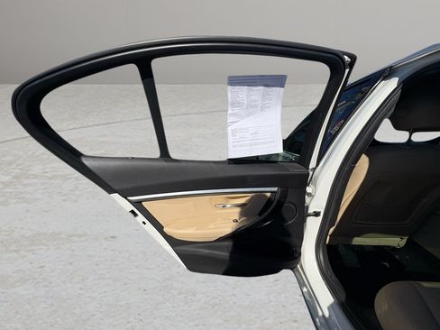 Used 2018 BMW 330i xDrive Sedan image 27