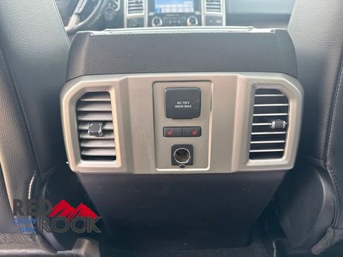 Used 2016 Ford F150 Lariat w/ Equipment Group 502A Luxury AWD/4WD image 28
