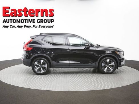 Used 2023 Volvo XC40 B4 Ultimate FWD image 39