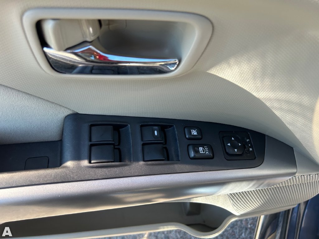 Used 2009 Mitsubishi Outlander XLS FWD image 20