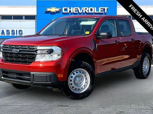 Used 2024 Ford Maverick XL w/ Equipment Group 100A Standard AWD/4WD image 2
