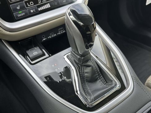 Certified 2025 Subaru Outback Premium w/ Popular Package #1A image 23