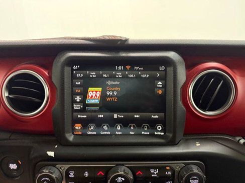 Certified 2023 Jeep Gladiator Rubicon w/ LED Lighting Group AWD/4WD image 18