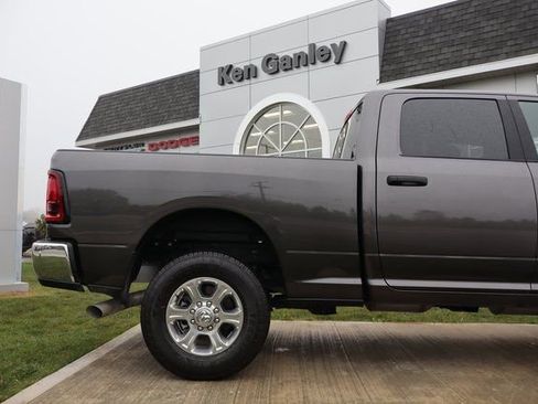 Used 2025 RAM 2500 Big Horn image 43