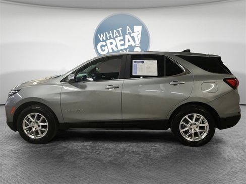 Certified 2024 Chevrolet Equinox LT w/ LPO, Floor Liner Package image 7