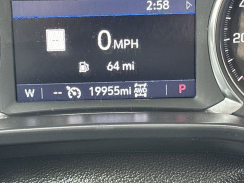 Used 2023 GMC Acadia AT4 w/ Preferred Package image 18