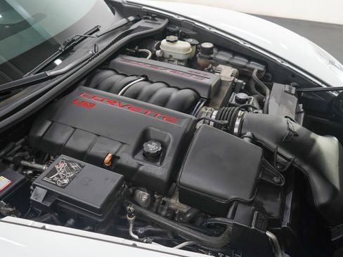 Used 2011 Chevrolet Corvette Grand Sport w/ Preferred Equipment Group RWD image 30