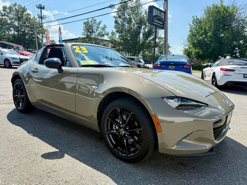 Used 2023 MAZDA MX-5 Miata Club RWD image 6