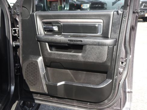 Used 2024 RAM 1500 Warlock AWD/4WD image 39