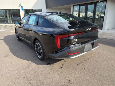New 2026 Kia K4 EX FWD image 8