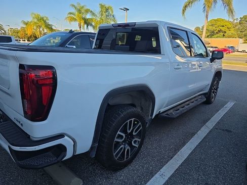 Used 2024 GMC Sierra 1500 AT4 w/ Technology Package image 5