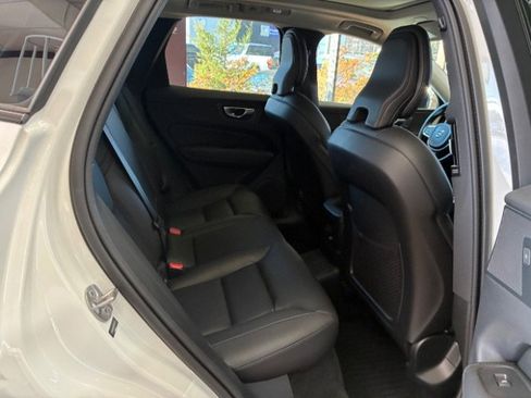 Used 2024 Volvo XC60 T8 Core image 36